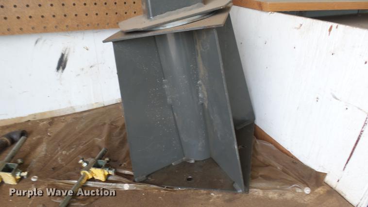 image for item DW9091 Engine hoist