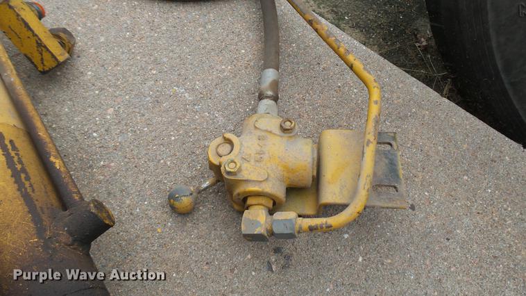 image for item DW9093 Hydraulic thumb