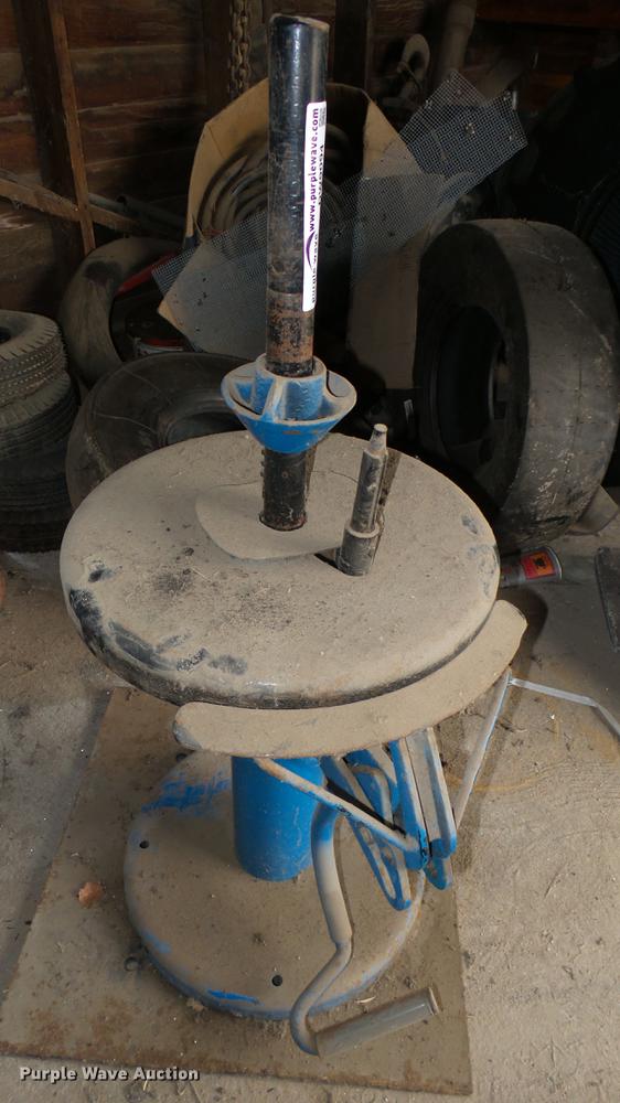 image for item DW9094 Tire machine