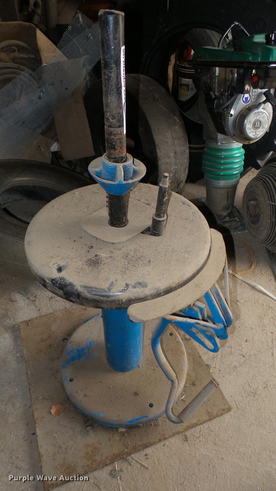 image for item DW9094 Tire machine