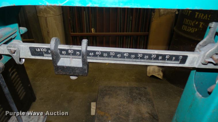 image for item DW9242 Fairbanks-Morse 1124A platform scale