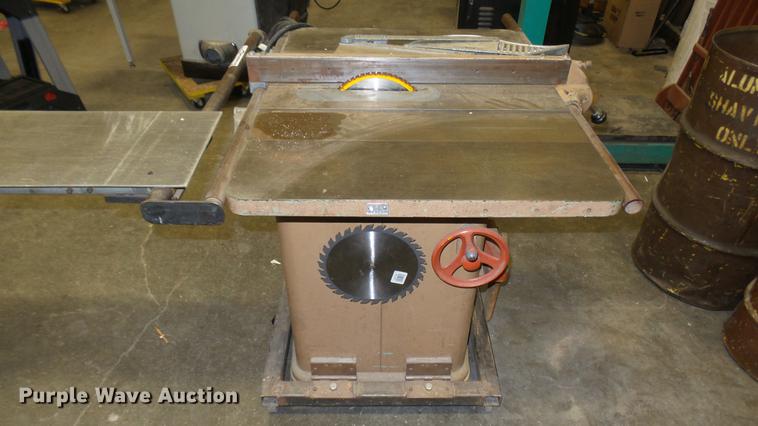image for item DW9243 Rockwell table saw