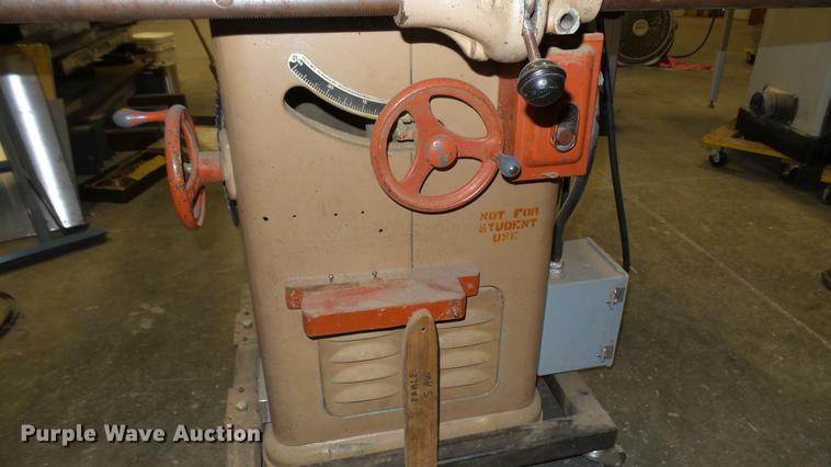 image for item DW9243 Rockwell table saw