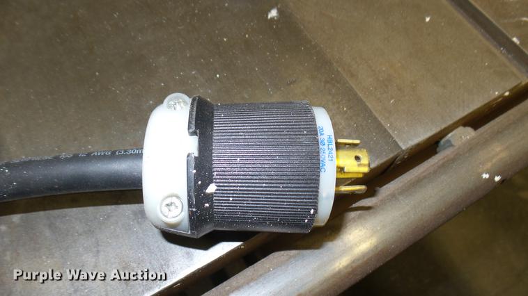 image for item DW9243 Rockwell table saw