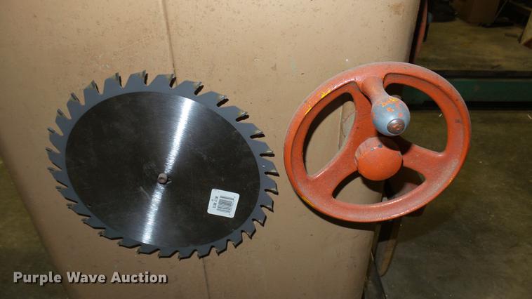 image for item DW9243 Rockwell table saw