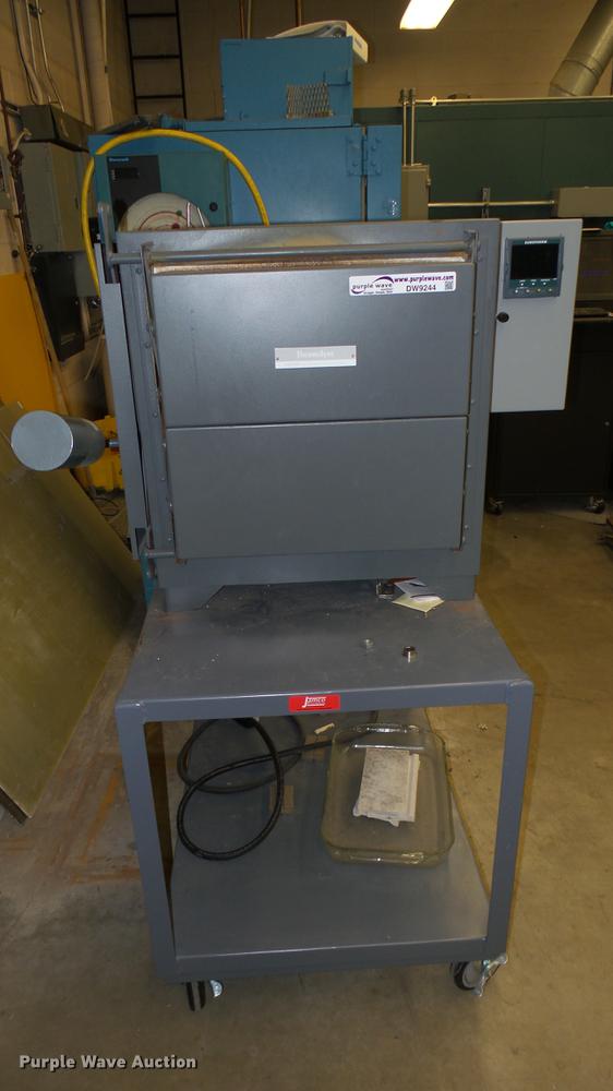 image for item DW9244 Barnstead International FA1730 muffle furnace