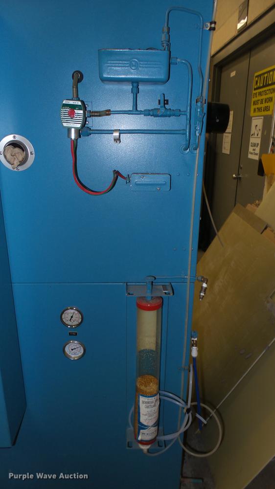 image for item DW9245 Thermatron SM-4S-SH temperature/humidity chamber