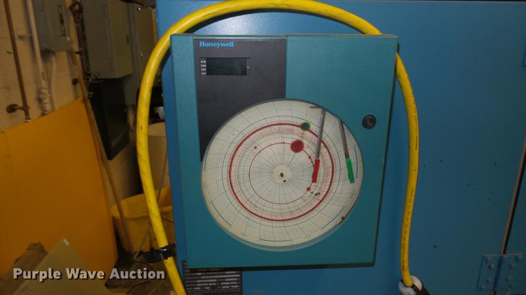 image for item DW9245 Thermatron SM-4S-SH temperature/humidity chamber