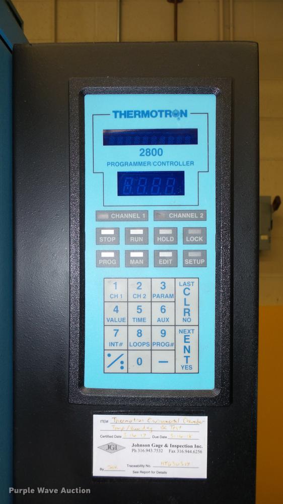 image for item DW9245 Thermatron SM-4S-SH temperature/humidity chamber