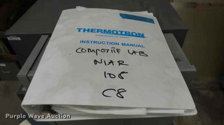 image for item DW9245 Thermatron SM-4S-SH temperature/humidity chamber