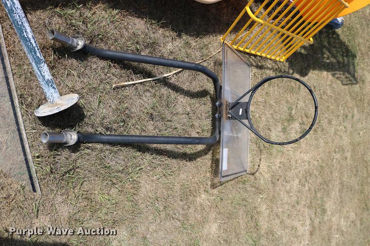 image for item DW9787 Sporting goods