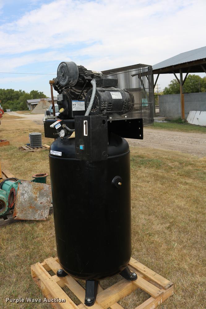 image for item DW9792 Ingersoll Rand 2340 air compressor