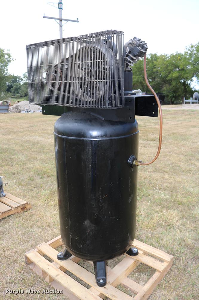 image for item DW9792 Ingersoll Rand 2340 air compressor