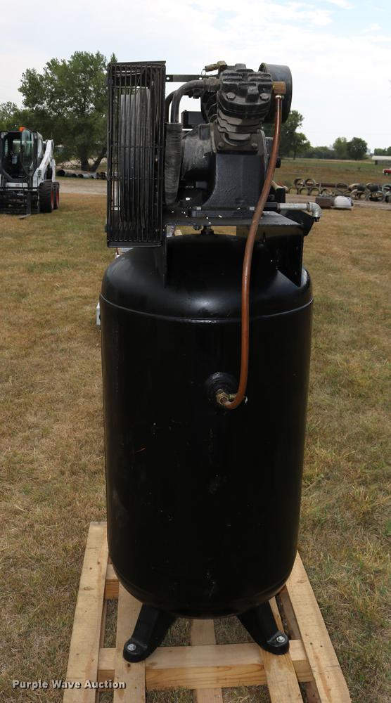 image for item DW9792 Ingersoll Rand 2340 air compressor