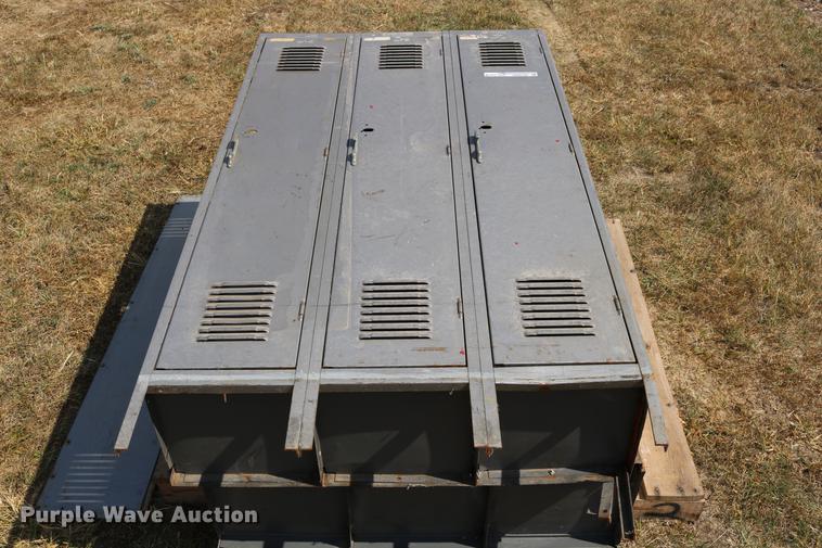 image for item DW9799 (6) lockers