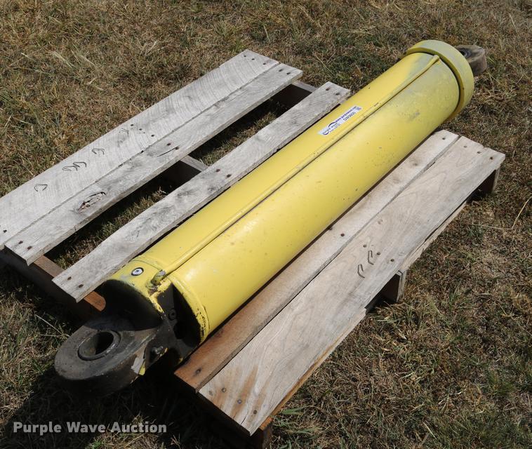 image for item DW9800 Hydraulic cylinder