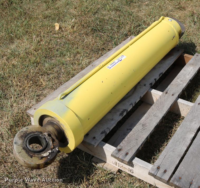 image for item DW9800 Hydraulic cylinder
