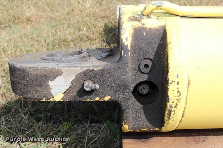 image for item DW9800 Hydraulic cylinder