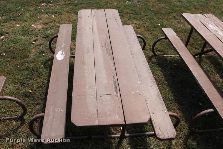 image for item DW9802 (5) picnic tables