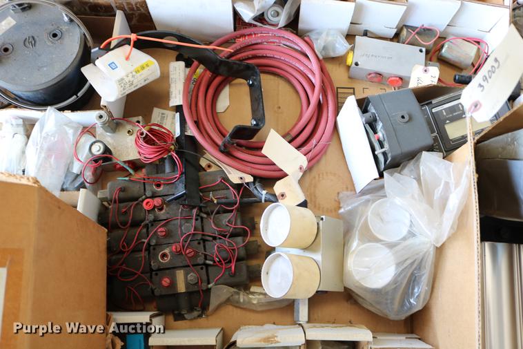 image for item DW9809 Automotive accessories