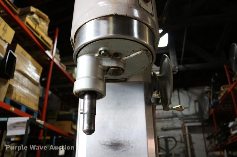image for item DW9847 Hobart M-600 mixer