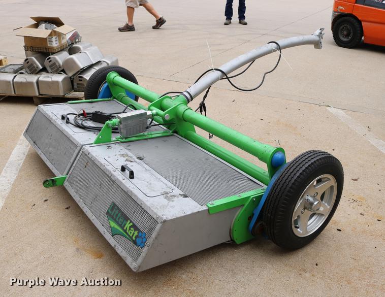 image for item DW9850 Litter Kat turf sweeper