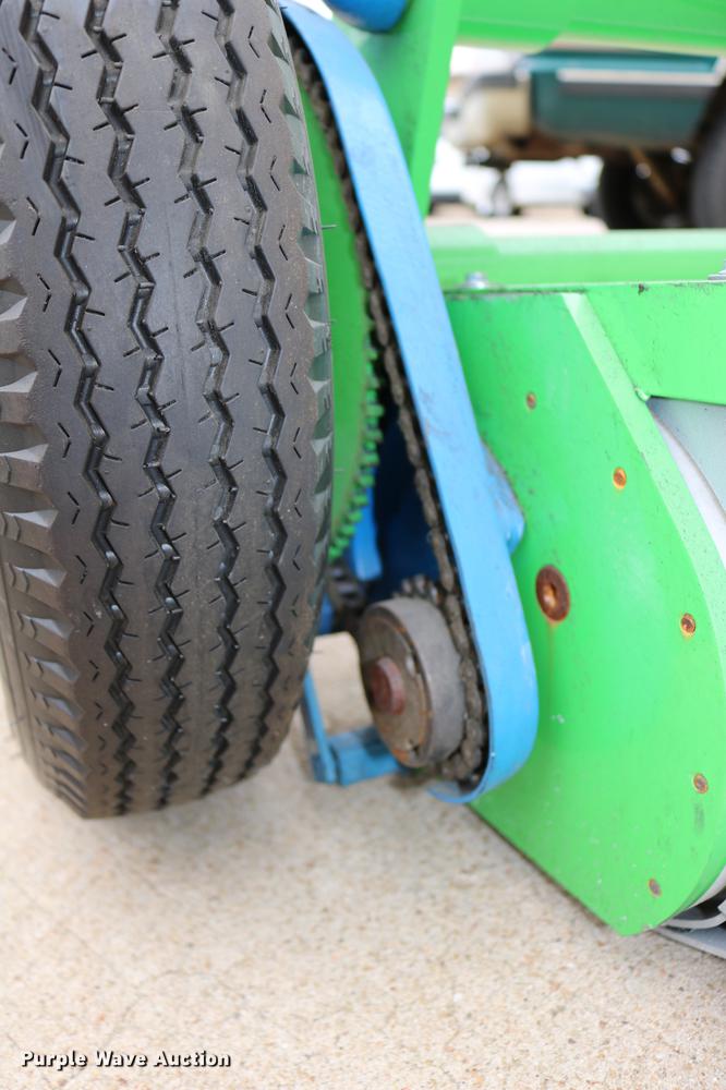 image for item DW9850 Litter Kat turf sweeper