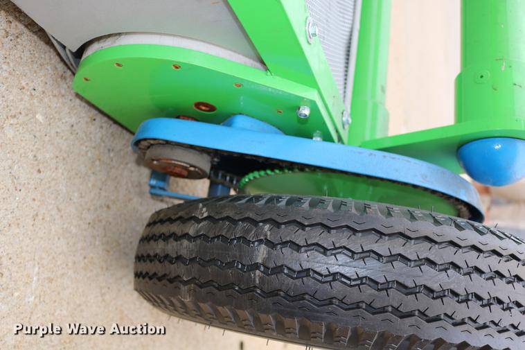 image for item DW9850 Litter Kat turf sweeper