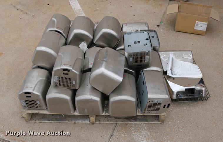 image for item DW9851 (27) hand dryers