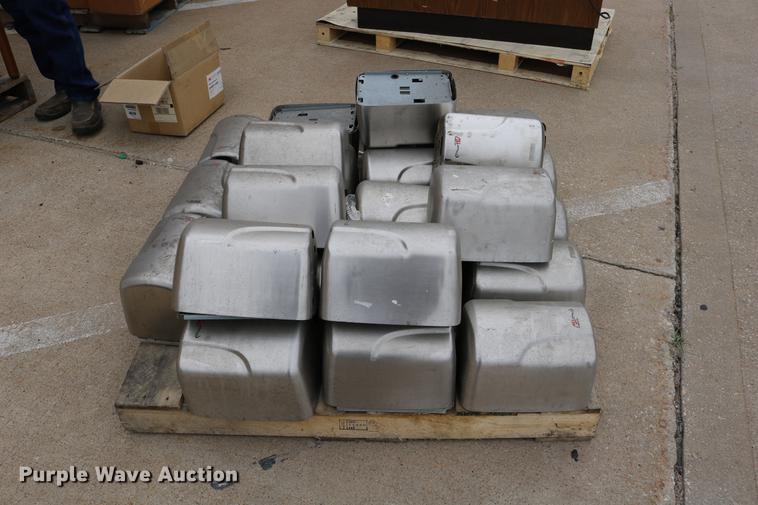 image for item DW9851 (27) hand dryers