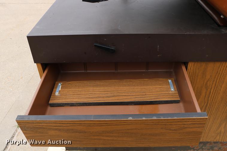 image for item DW9853 The Seville exam table