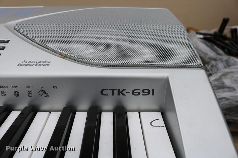 image for item DW9855 Music equipment