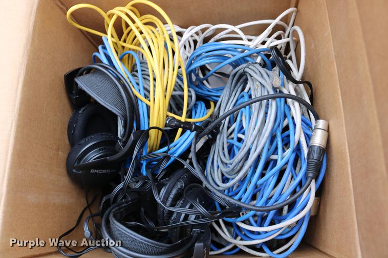 image for item DW9855 Music equipment