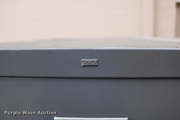 image for item DW9857 (6) file cabinets