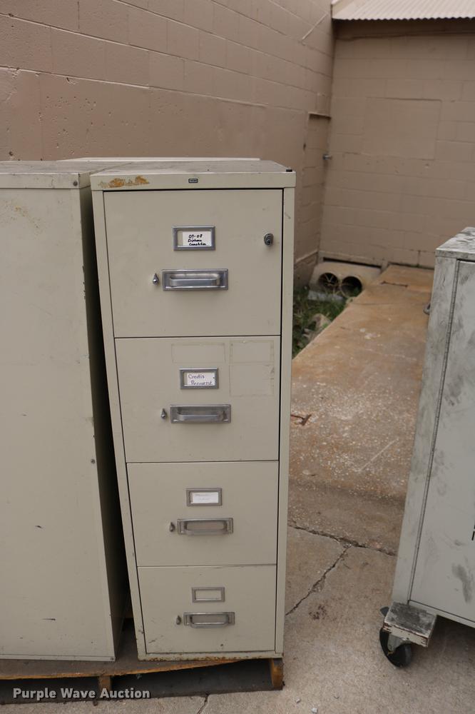 image for item DW9857 (6) file cabinets