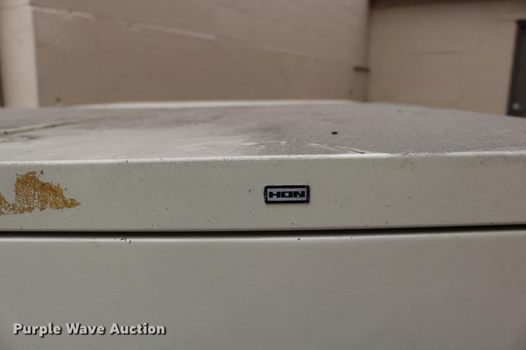 image for item DW9857 (6) file cabinets