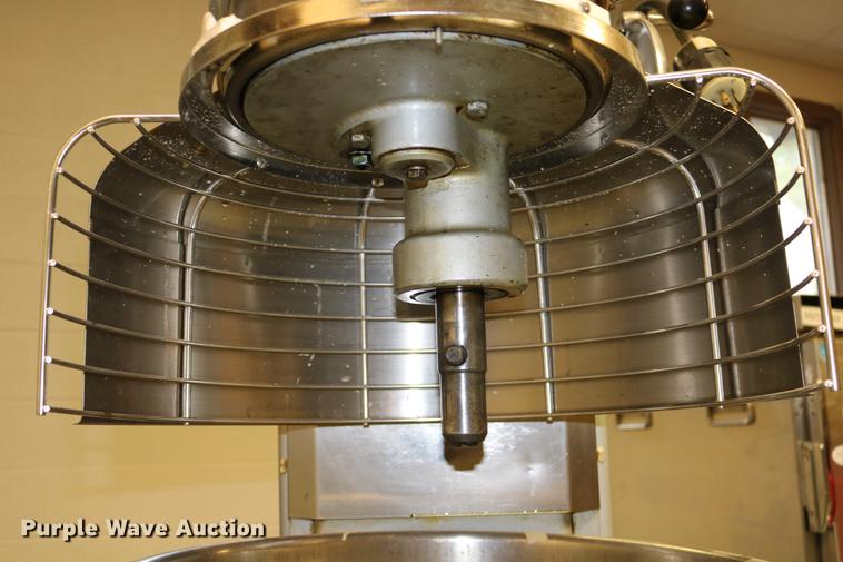 image for item DW9888 Hobart H-600T mixer