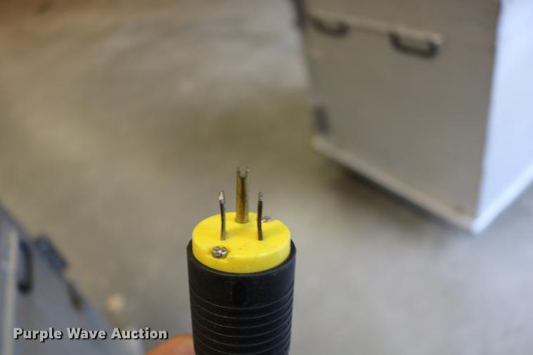 image for item DW9897 (2) Cres-Cor warmers