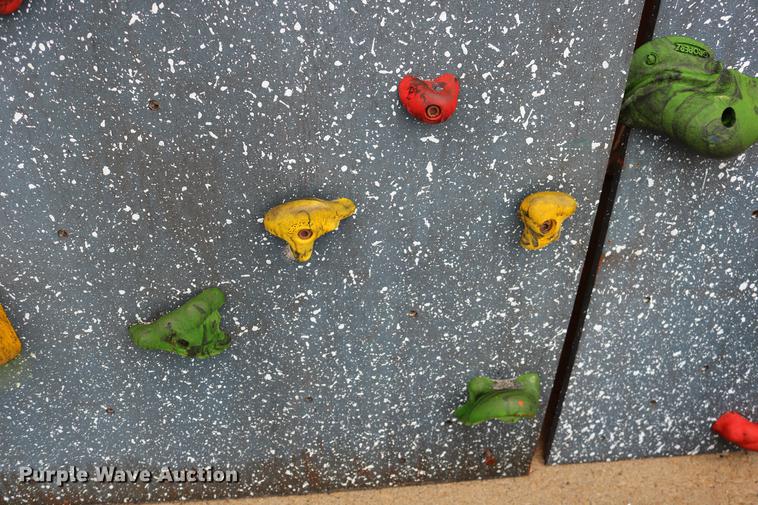 image for item DW9899 Rock climbing wall
