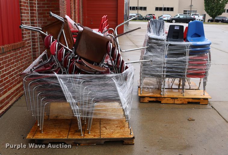 image for item DW9900 (105) school chairs