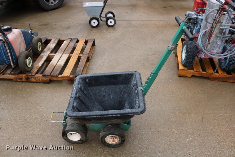 image for item DW9902 Lawn and garden equipment