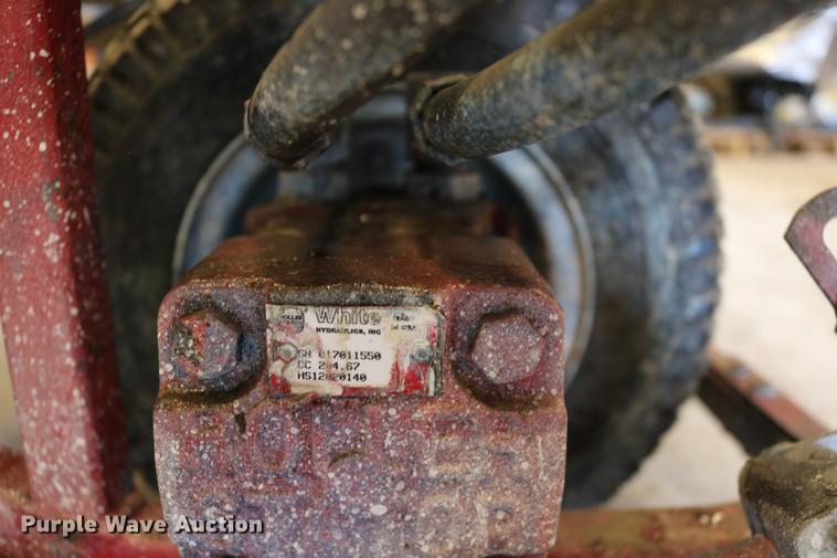 image for item DW9903 (2) Pioneer Brite Striper field stripers