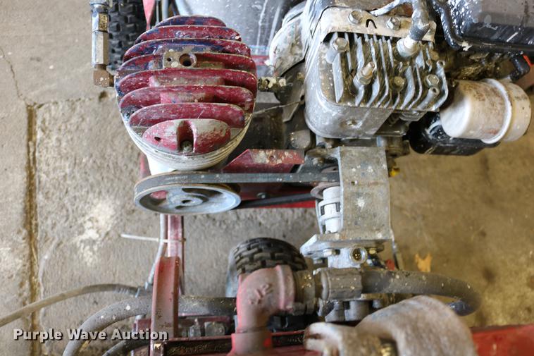 image for item DW9903 (2) Pioneer Brite Striper field stripers