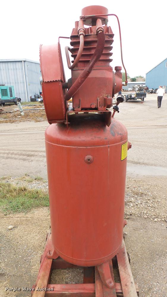 image for item EB9427 RAM air compressor