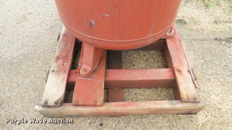 image for item EB9427 RAM air compressor