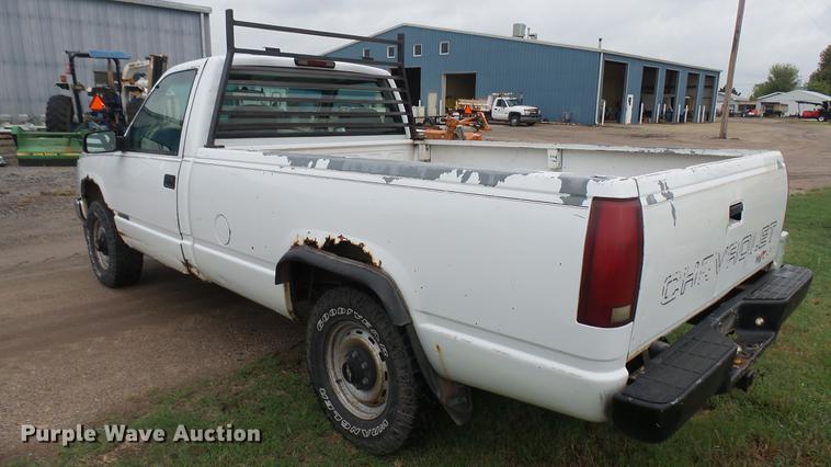 image for item EB9432 1995 Chevrolet 1500 pickup truck