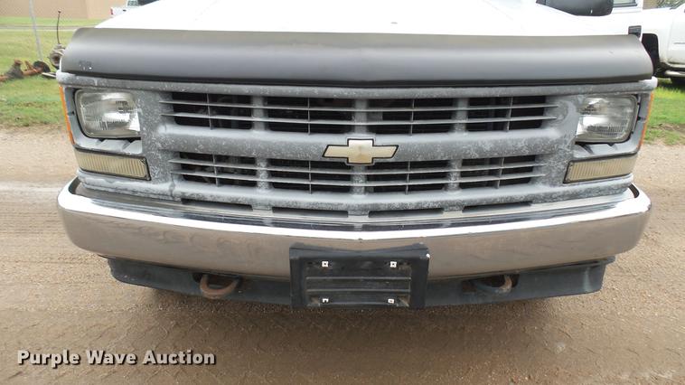 image for item EB9432 1995 Chevrolet 1500 pickup truck
