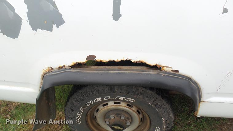 image for item EB9432 1995 Chevrolet 1500 pickup truck