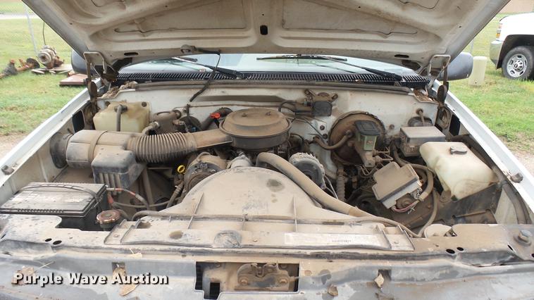 image for item EB9432 1995 Chevrolet 1500 pickup truck