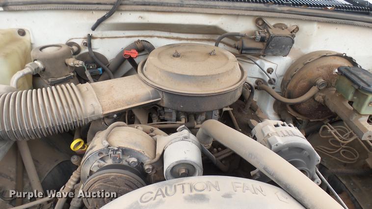 image for item EB9432 1995 Chevrolet 1500 pickup truck